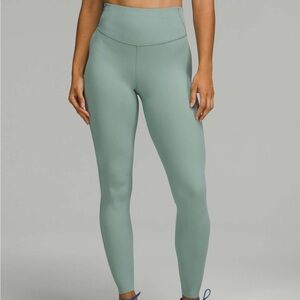 Lululemon Base Pace tight 28" NWT